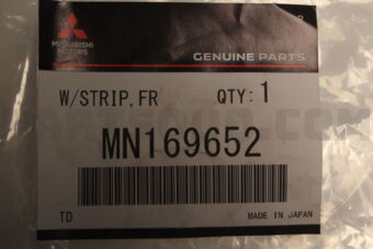 MN169652 W/STRIP,FR DR OPNG,INR RH