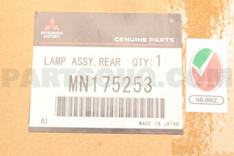 MN175253 LAMP ASSY,COMB,RR LH