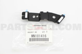 MN181416 BRACKET,RR BUMPER