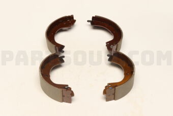MN186403 SHOE SET,RR BRAKE