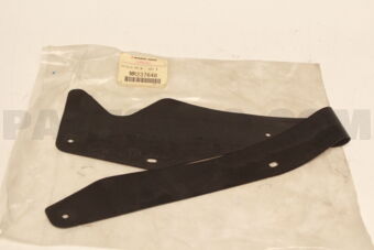 MR237648 SHIELD,RR WHEELHOUSE