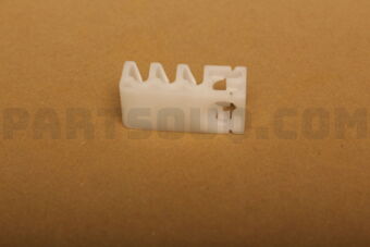 MR249620 CLIPBRAKE FLUID LINE