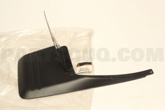 MR351484 MUD GUARD,RR RH