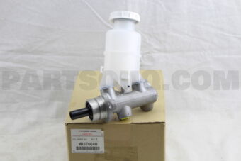 MR370640 CYLINDER ASSY,BRAKE MASTER