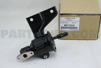 MR373940 FUEL FILTER