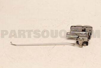 MR379216 LATCH,TRUNK LID
