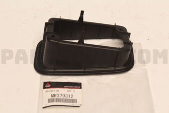 MR379312 BRACKET,RR FOG LAMP,RH
