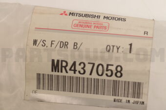 MR437058 W/STRIP,FR DOOR BELT
