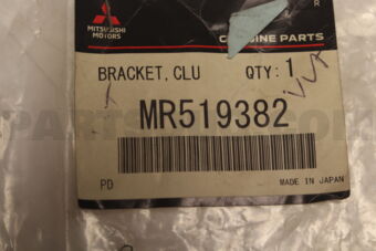 MR519382 Mitsubishi BRACKET,CLUTCH M/CYL