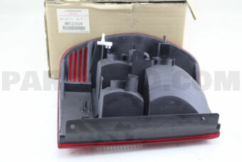 MR522936 LAMP UNIT,CONBINATION,RR R