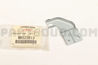 MR523613 BRACKET,SUNROOF LID TRIM,L