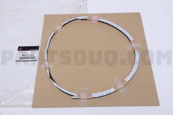 MR533187 Mitsubishi SPACER,WINDSHIELD