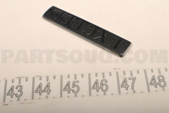 MR574435 FENDERPANELEMBLEM LH