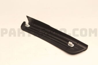 MR748405 SCUFF PLATE,RR RH