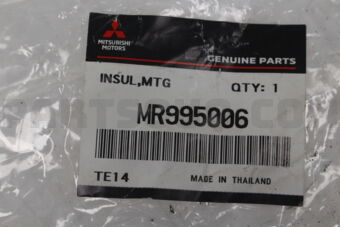 MR995006 INSULATOR,T/M MOUNTING
