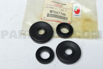 MT047796 CUP+BOOT KIT,FR BRAK