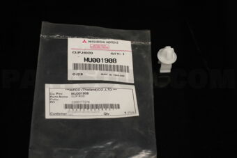 MU001908 CLIP,HOOD LOCKING