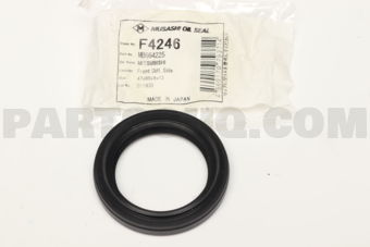 F4246 OIL SEAL FRONT AXLE F