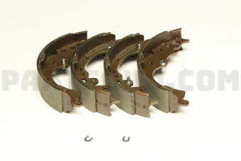 FN2378 BRAKE SHOE HIACE 06