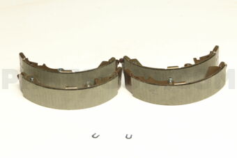 FN2378 BRAKE SHOE HIACE 06