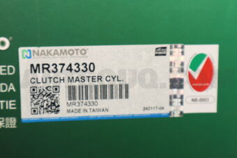 MR374330 CLUTCH MASTER CYL