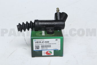 UB3941920 CLUTCH SLAVE CYL. ASS