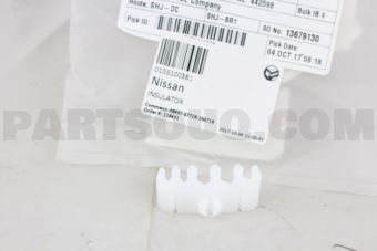 0156100381 INSULATOR