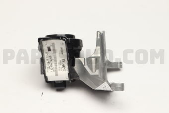 112101V30B INSULATOR