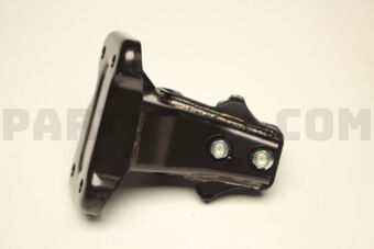112105ZM0A INSULATOR ASSY