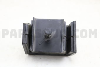 1122001U01 INSULATOR