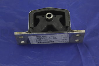 11320AF800 INSULATOR-ENGINE MOUNTING,RH