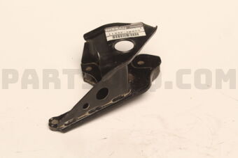 113324M400 BRACKET-ENGINE MOUNTING,REAR
