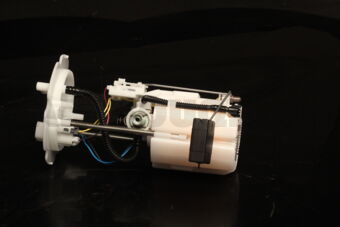 170404HK0A Nissan PUMP COMPL-FUEL