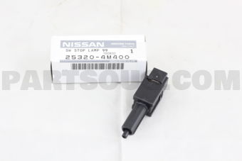 253204M400 SWITCH ASSY-STOP LAMP