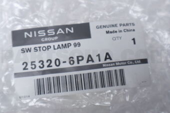 253206PA1A Nissan SWITCH ASSY-STOP LAMP