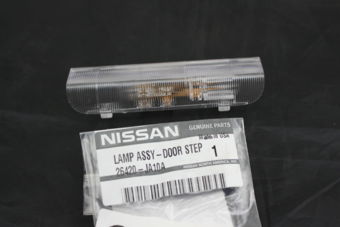 26420JA10A LAMP ASSY-DOOR STEP