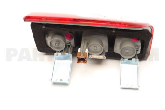 26550VC30A Nissan LAMP COMB RR RH