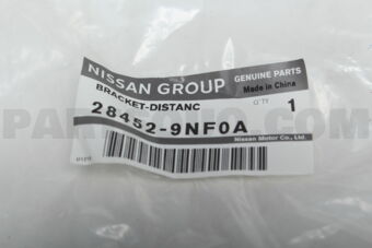 284529NF0A BRACKET-DISTANC