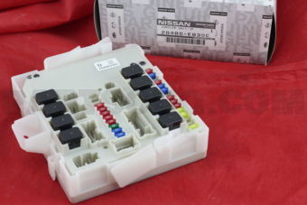 284B6EB30C CONTROLLER UNIT-IPDM ENGINE ROOM