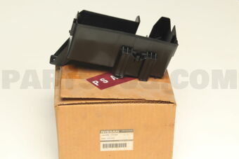 284B97Y000 Nissan COVER-USM