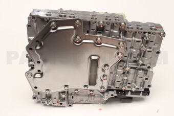 3170576X1A Nissan VALVE ASSY CONTROL