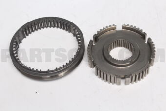 32300CD71A HUB &amp; SLEEVE SET-5TH &amp; 6TH