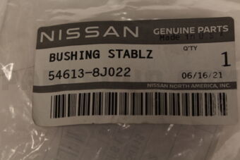 546138J022 BUSHING-STABILI