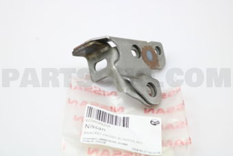 62040VN20A BRACKET-FRONT BUMPER,RH