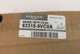 623159VC0A Nissan BEZEL-RADIATOR