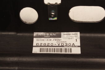 62820VD30A GUIDE ASSY-AIR,FRONT