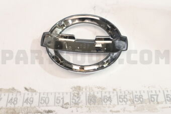 628904EA0B EMBLEM RAD GRIL