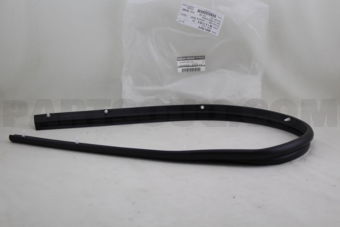 668302S410 SEAL-COWL TOP