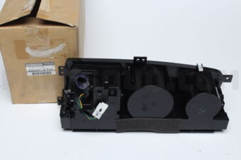684301LA0A Nissan HOLDER ASSY-CUP