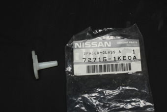 727151KE0A SPACER-GLASS,A